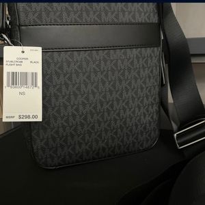 Michael Kors Men's/Women's Unisex Cooper Flight Bag CrossbodyTravel Bag- Black